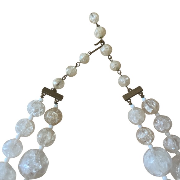 1950's Vintage Crackle Lucite Bead Necklace / Double Strand Statement - Picture 6 of 8